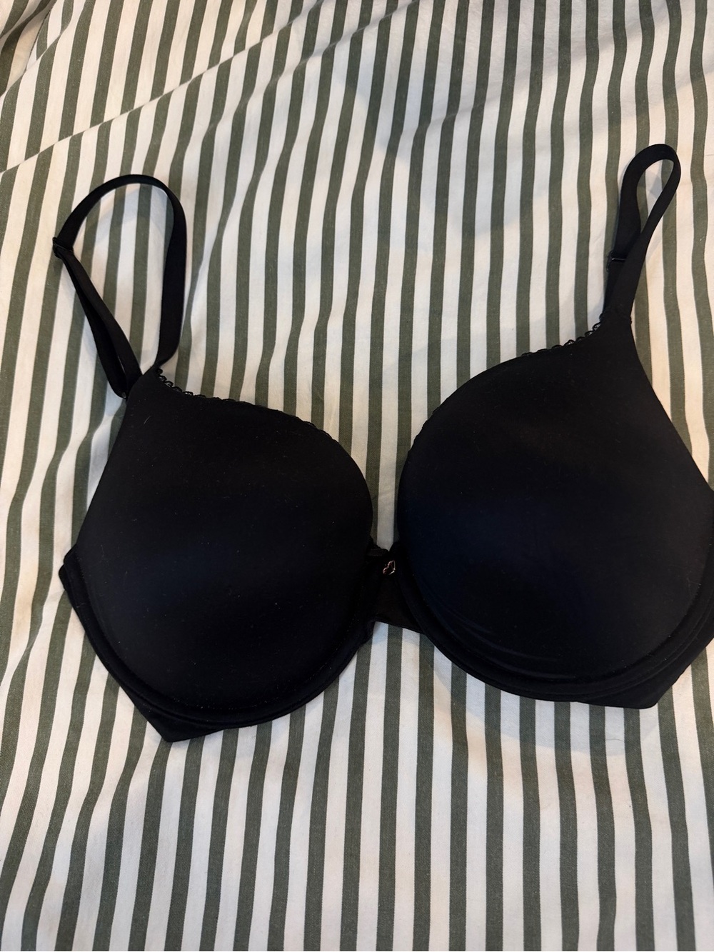 Body by Victoria Perfect Shape Black T-Shirt Bra - Smooth Support for Women